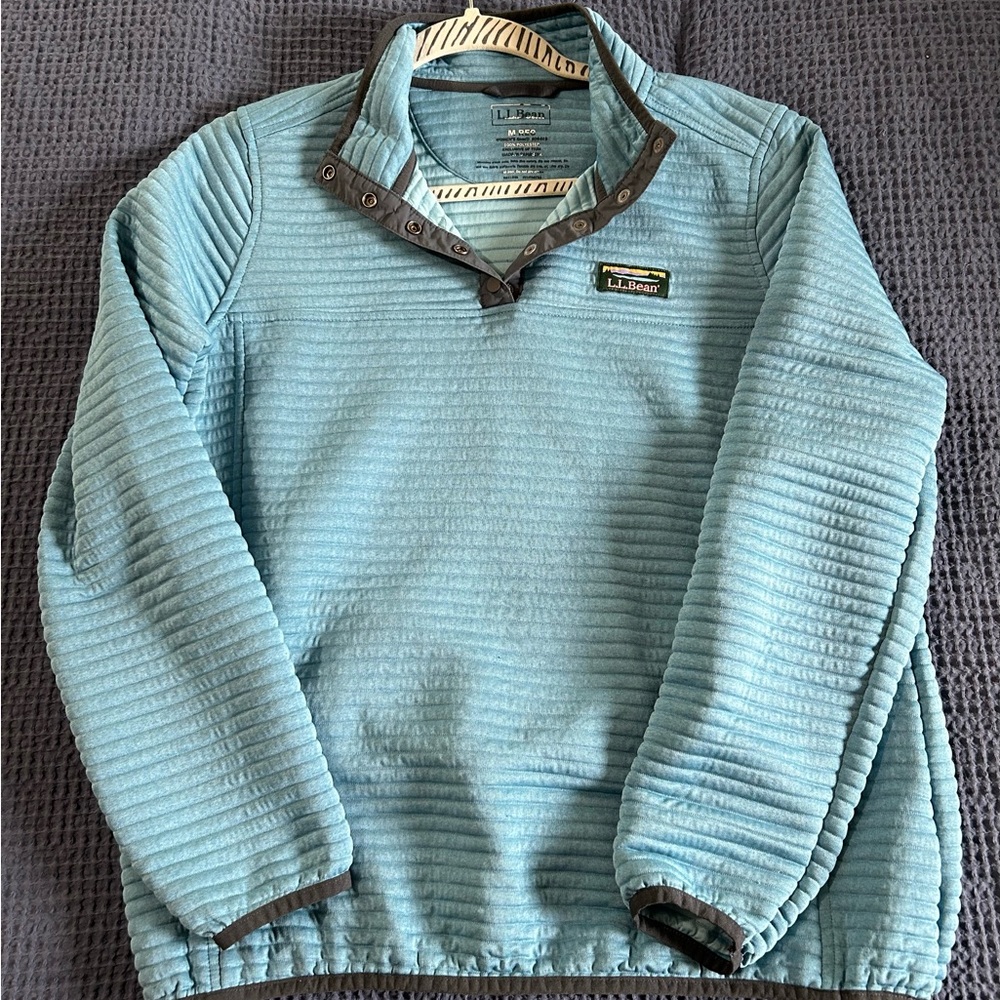 L.L.Bean Women’s AirLight Pullover, size M